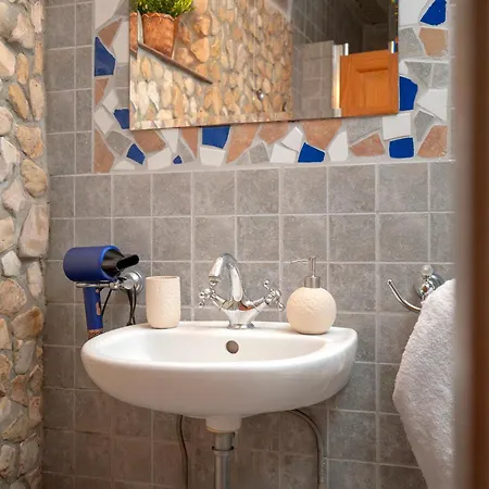 Villa Marea - Old Town Retreat *